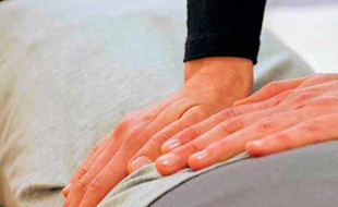 Massaggio Shiatzu su lettino